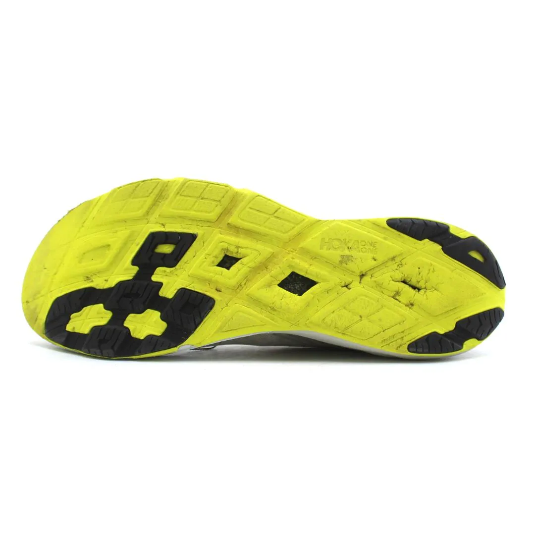 HOKA ONE ONE CARBON ROCKET