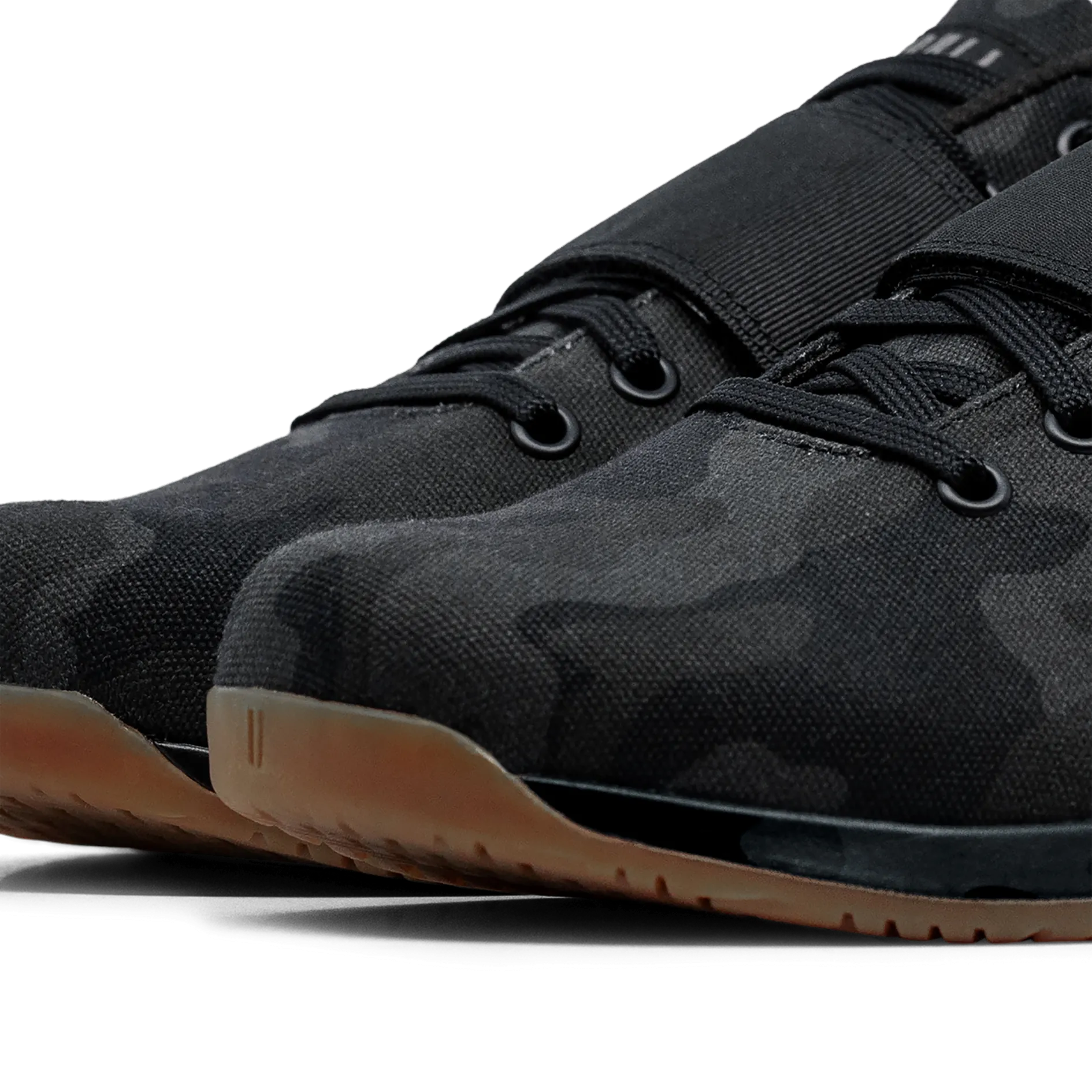 Men's Canvas Lifter