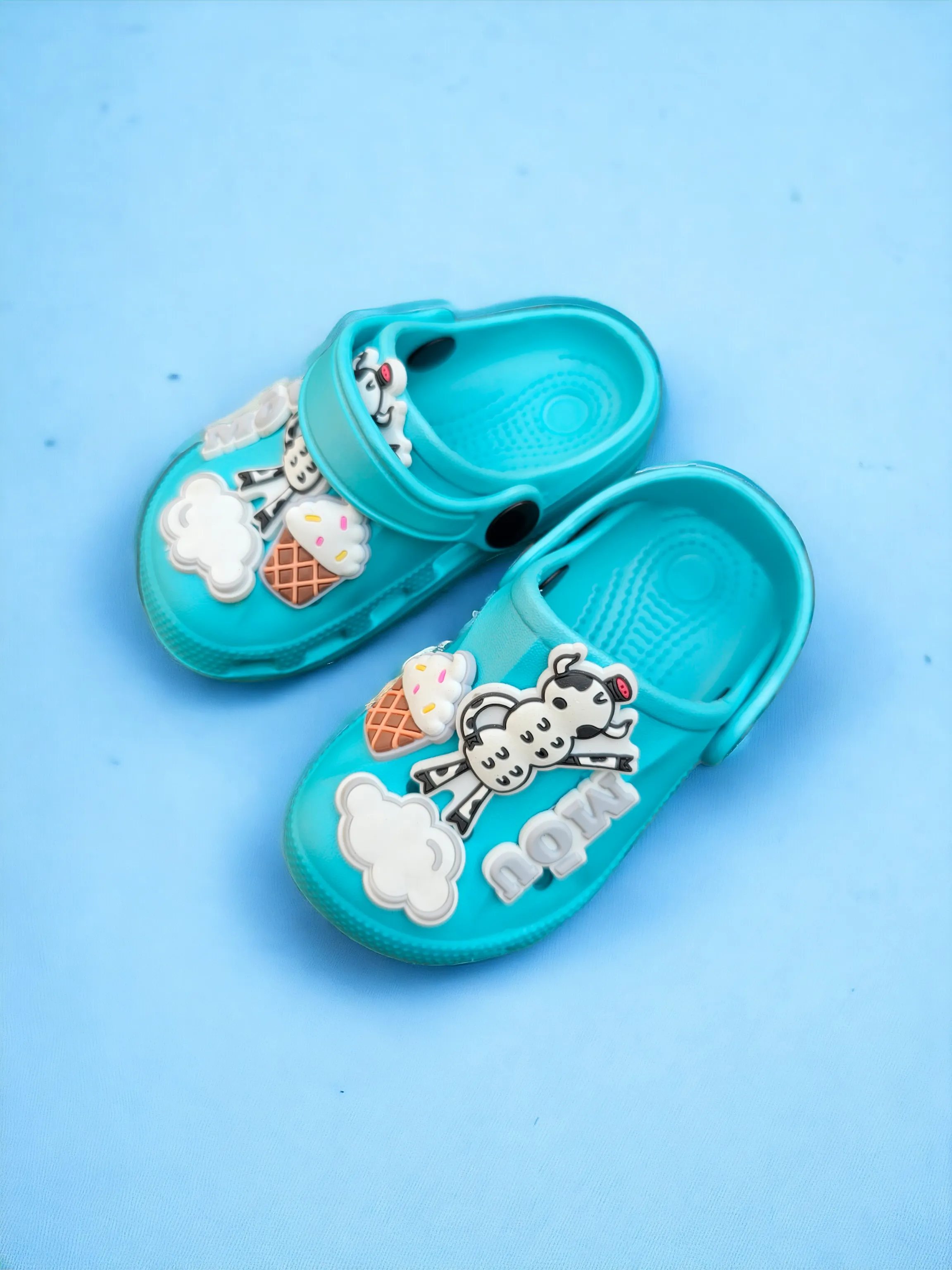 Moun Blue Crocs
