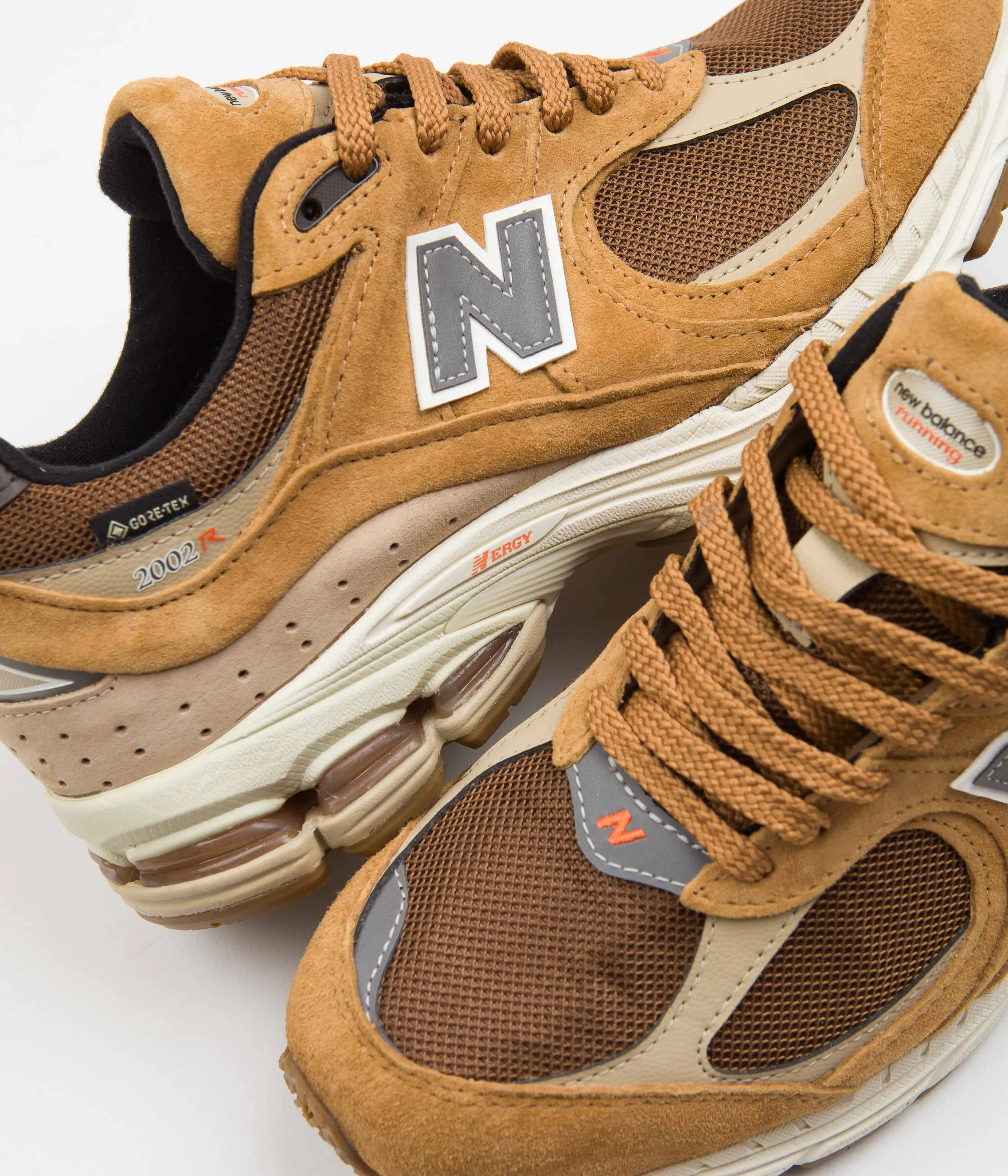 New Balance 2002R Gore Tex Shoes - Tobacco
