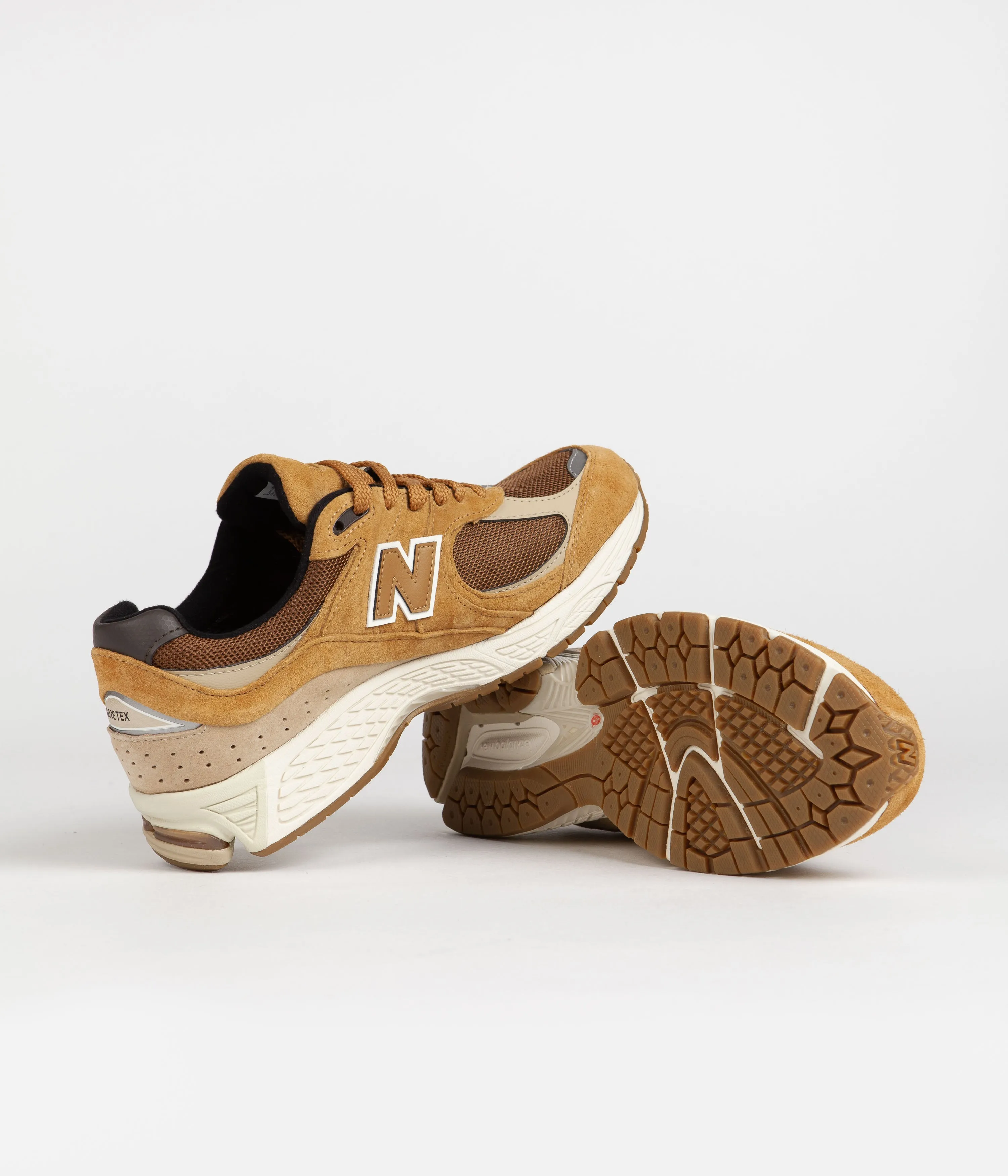 New Balance 2002R Gore Tex Shoes - Tobacco