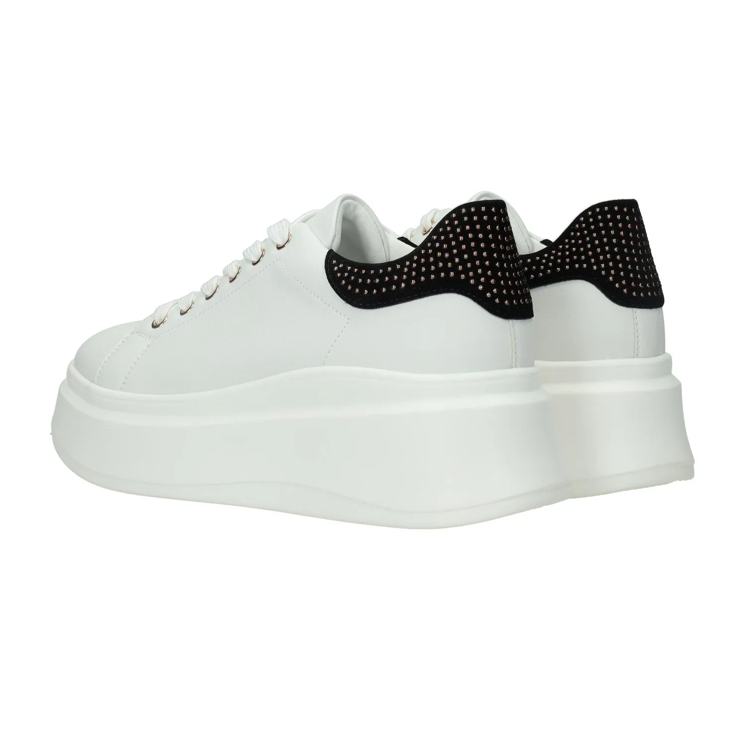 Sneakers platform. Tacco alto 5 cm