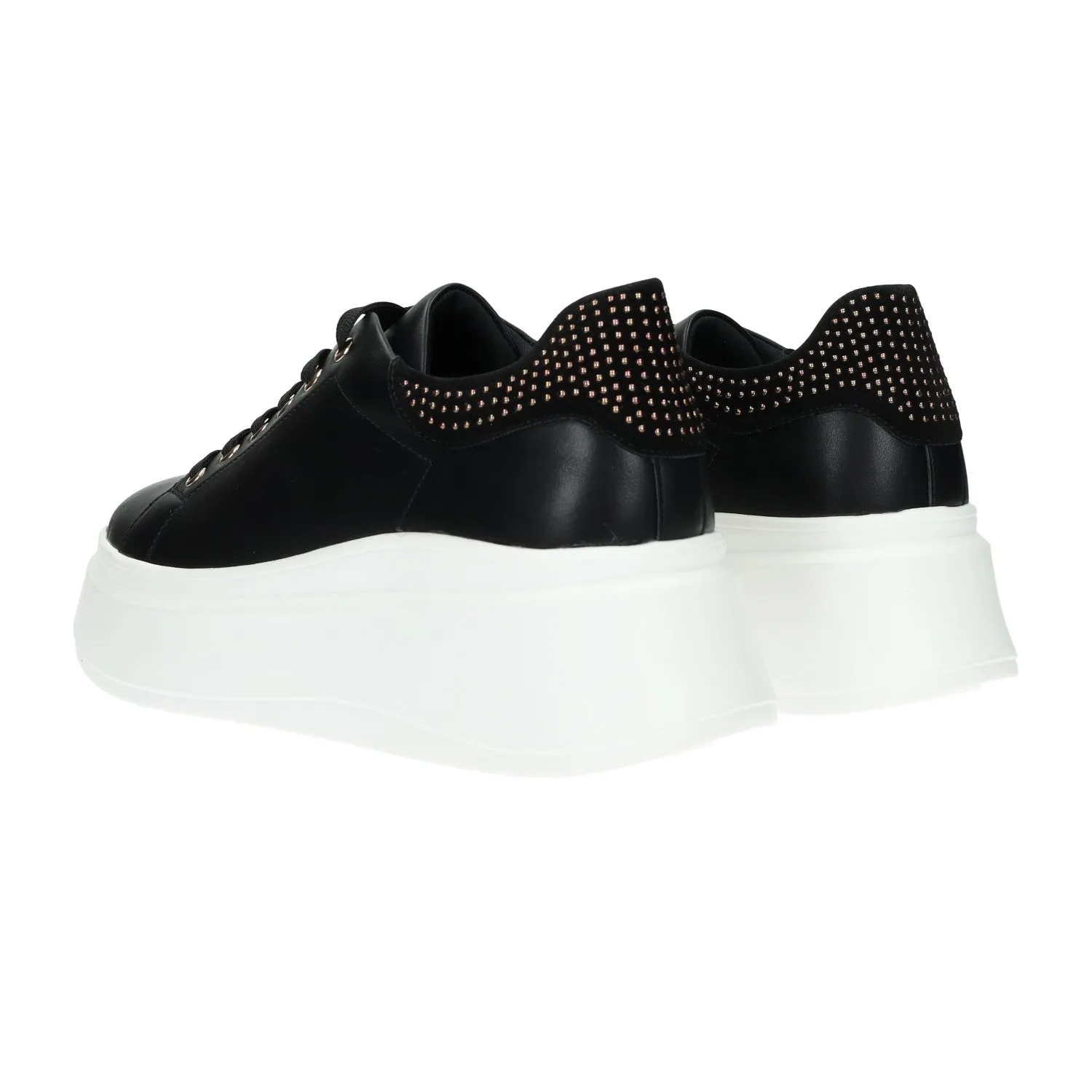 Sneakers platform. Tacco alto 5 cm