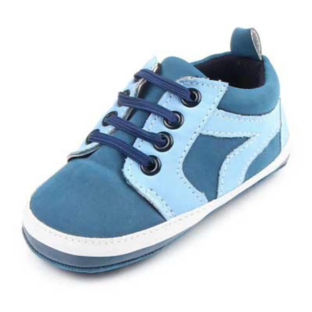 SOCCER LACE UP SHOES