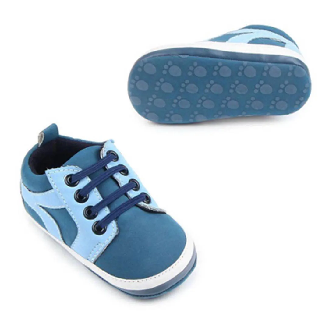 SOCCER LACE UP SHOES